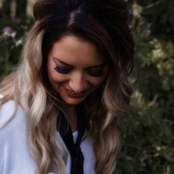 Meet your Posher, Wendi - Picture 1 of 1